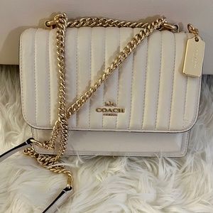 Klare crossbody with quilting